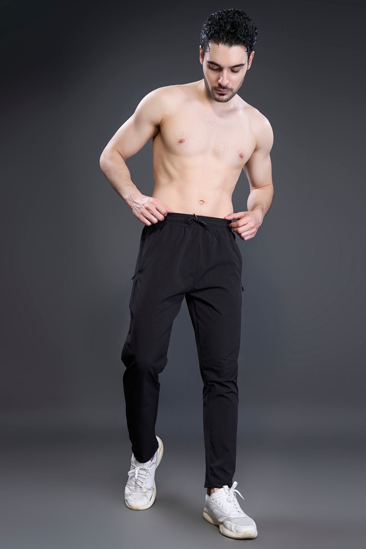 Move Black 365 Track Pant