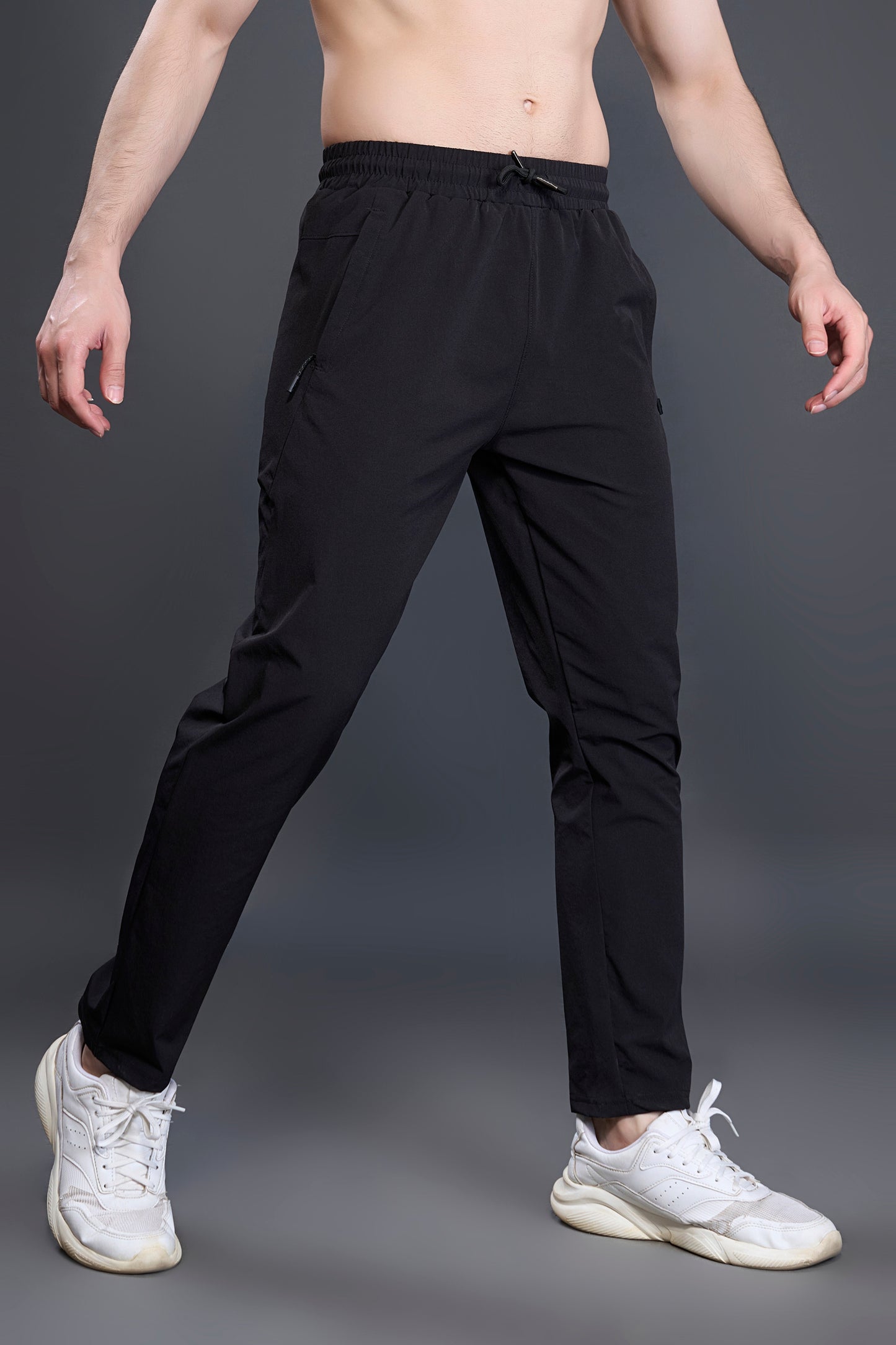Move Black 365 Track Pant