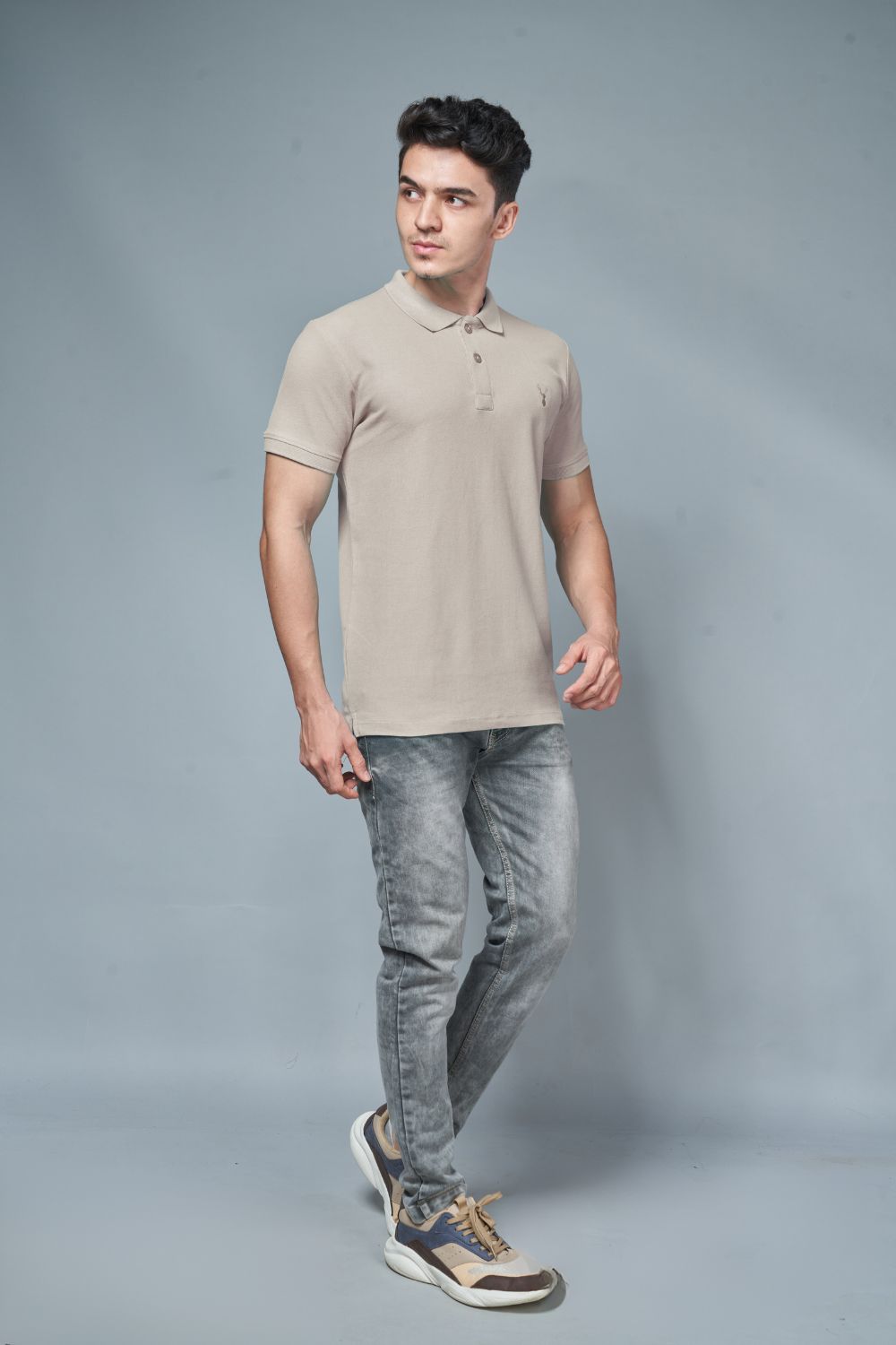 Green colored, cotton Graphic T shirt for men with half sleeves and round neck, back view.