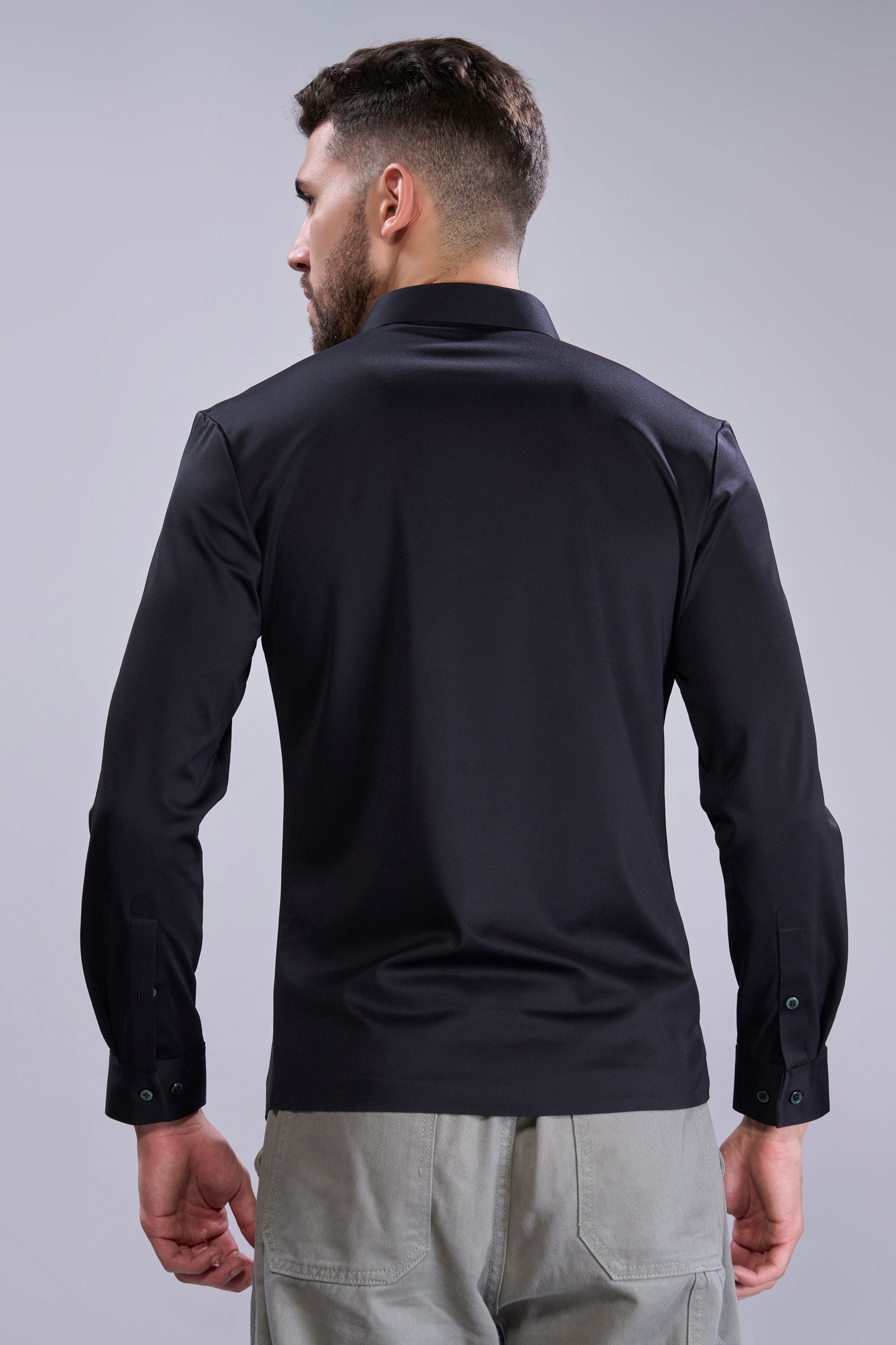 Black - Stitchless Shirt