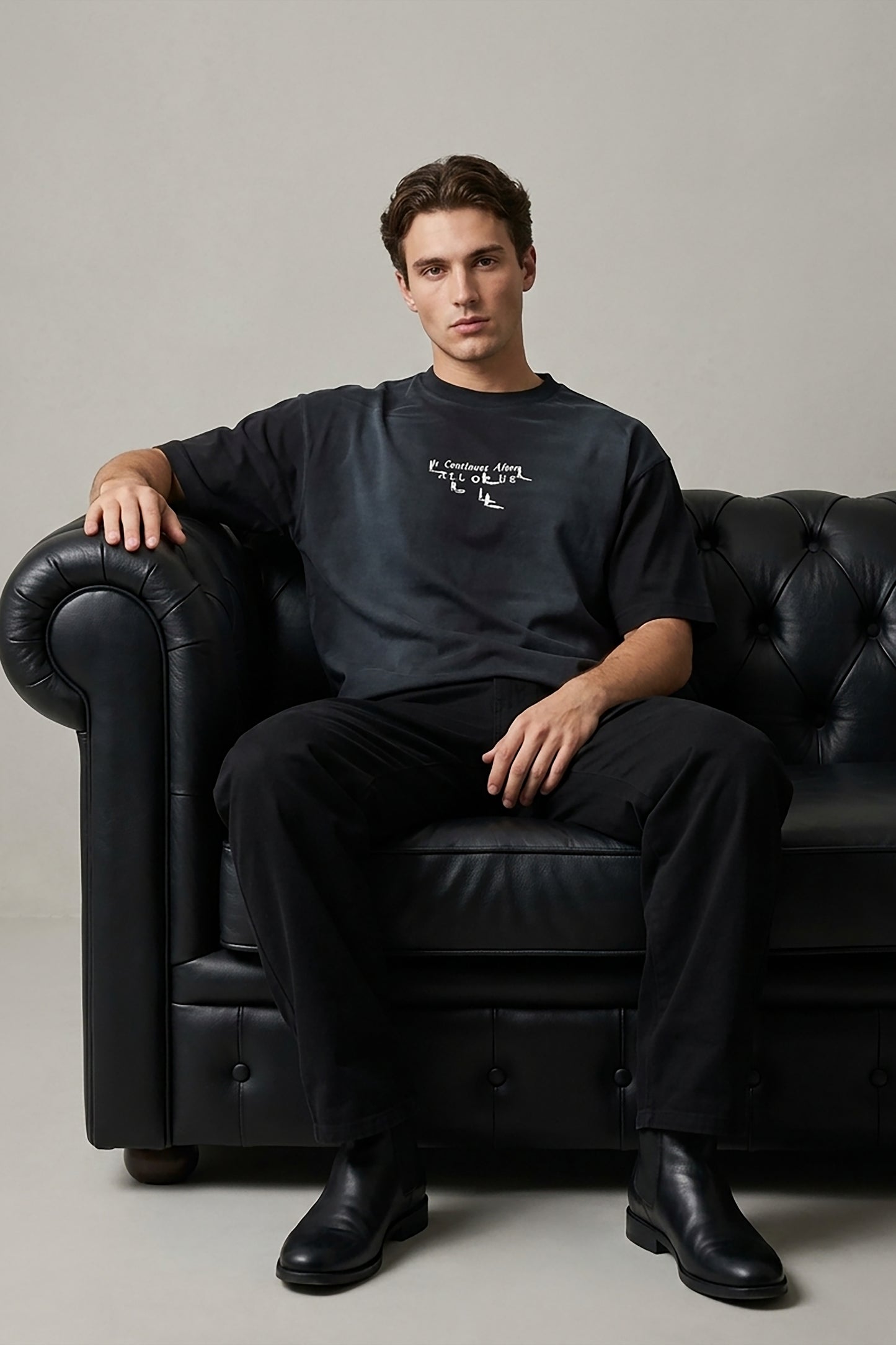 Black US - Black Out Oversize T-shirt