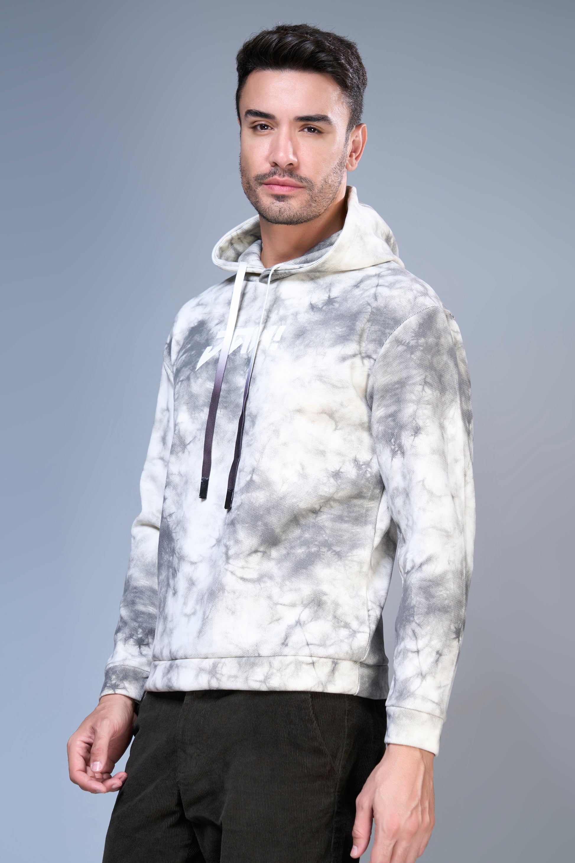 White - Smoky Hoodie Hoodies Maxzone Clothing M