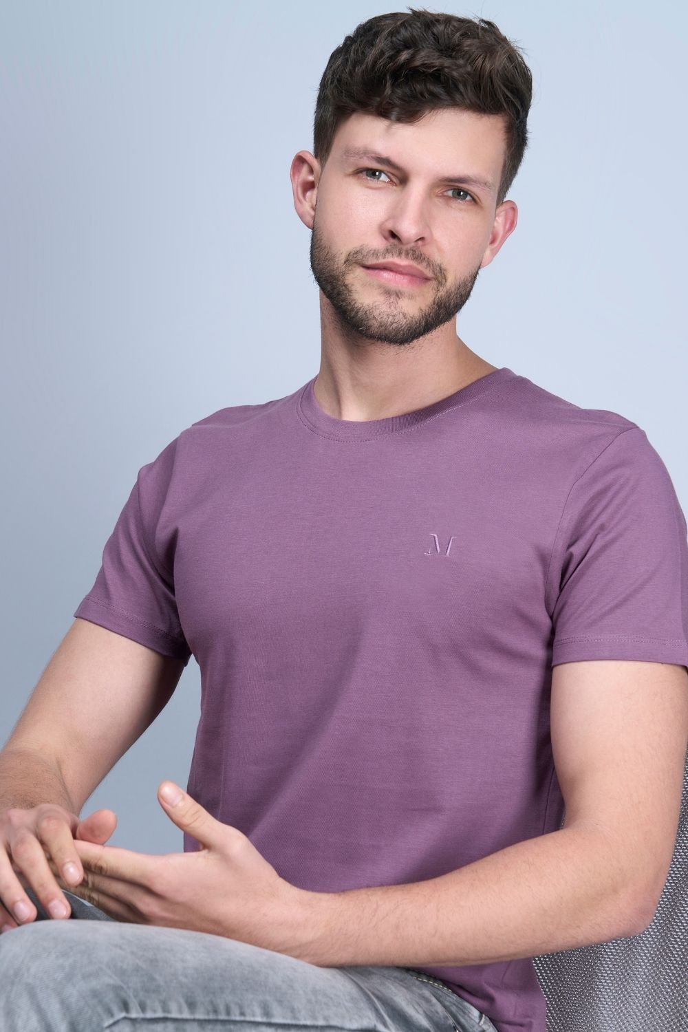 Light maroon colored, Solid T shirt for men, with half sleeves and round neck.