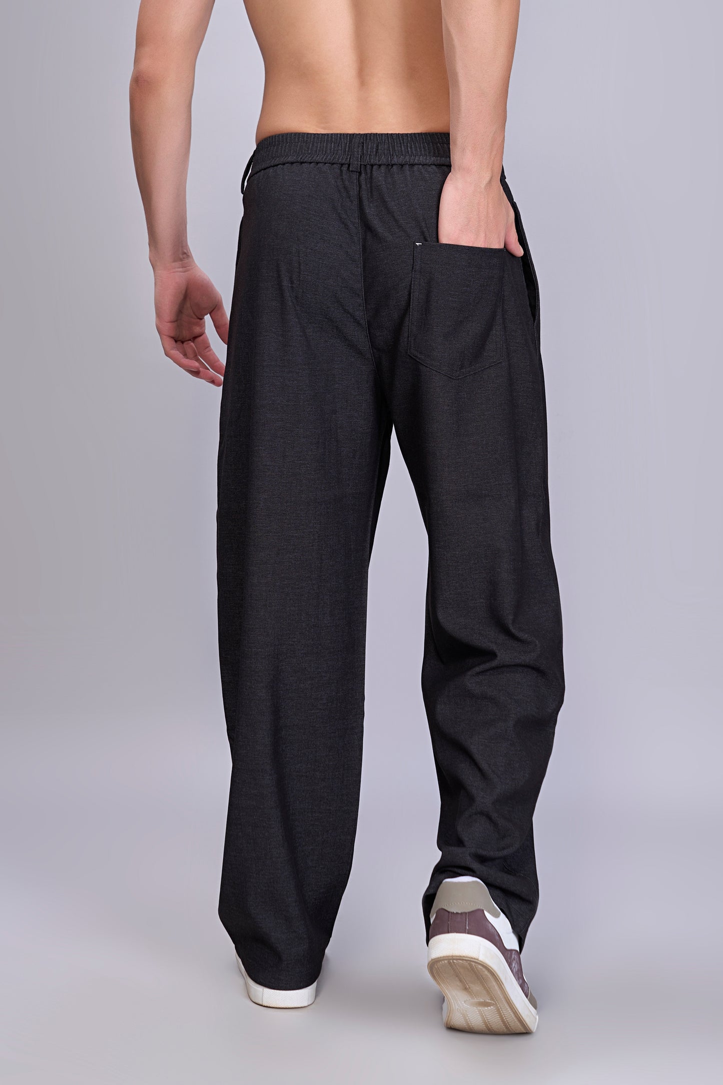 Black - Old Money Pant