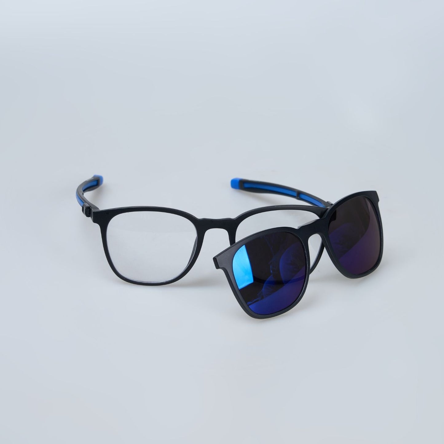 Day-Night Changeable Lens Wayfarer Sunglasses For Men And Women, detachable clip close up