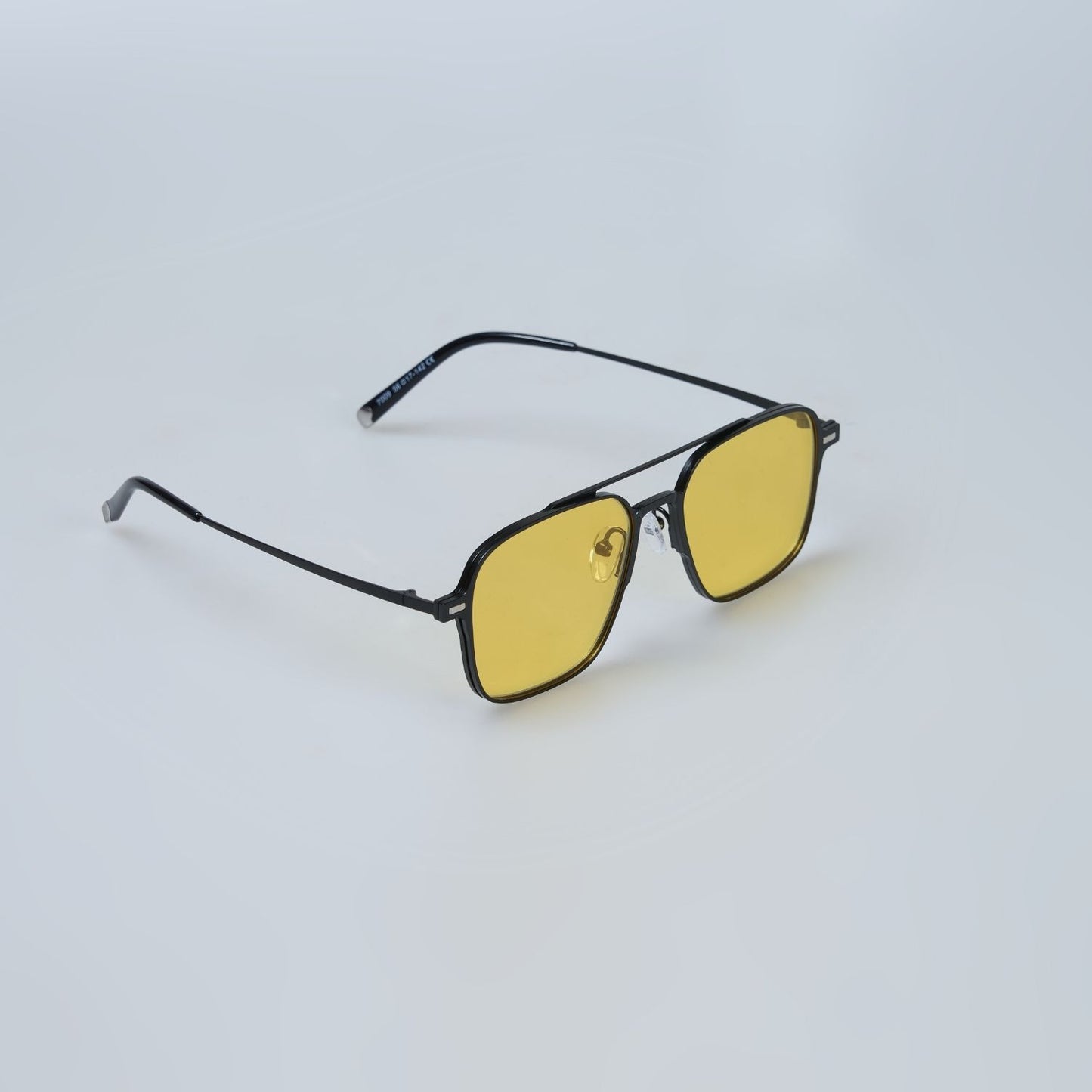 outdoor dark yellow film eyeshade with detachable clips for men and women.