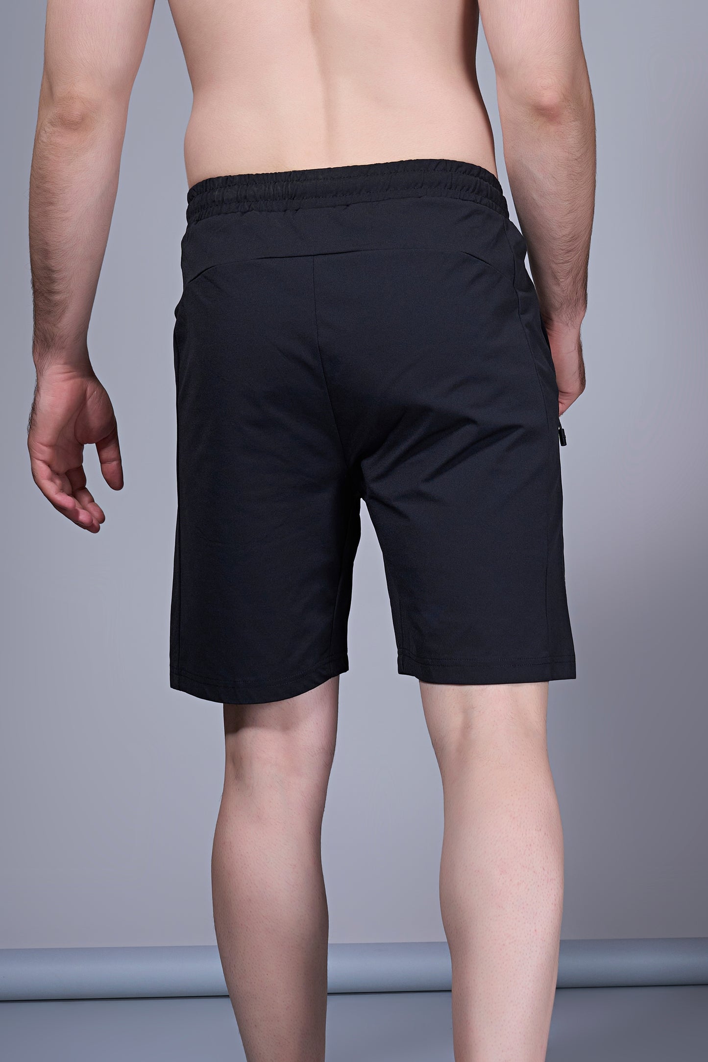 Black - 365 Shorts With Side Zip Pocket