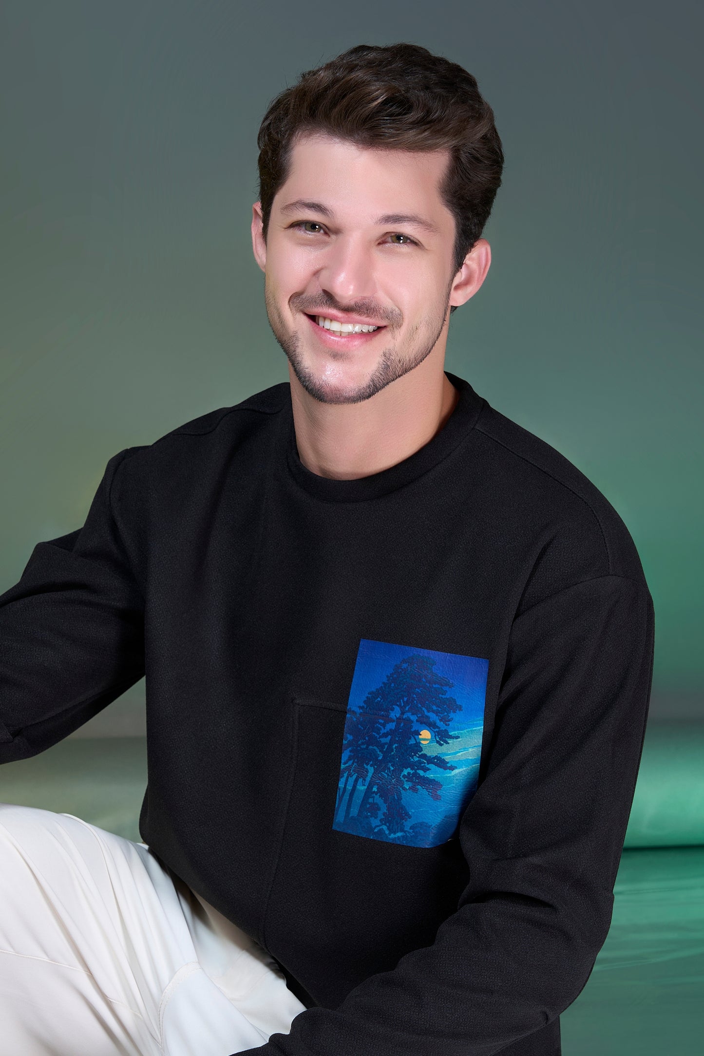 Black - Abstract Sweatshirt
