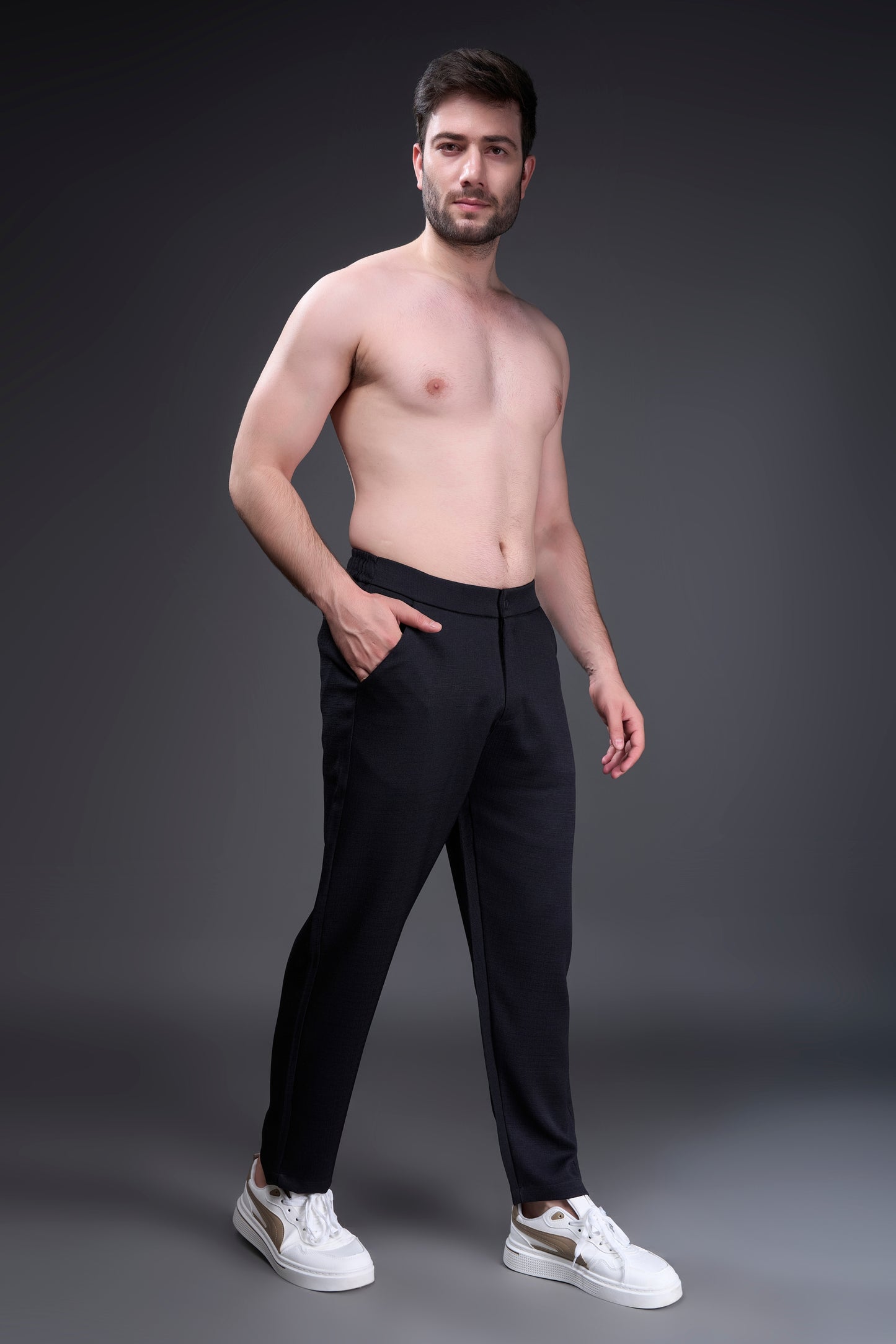 Black - Linear Track Pant