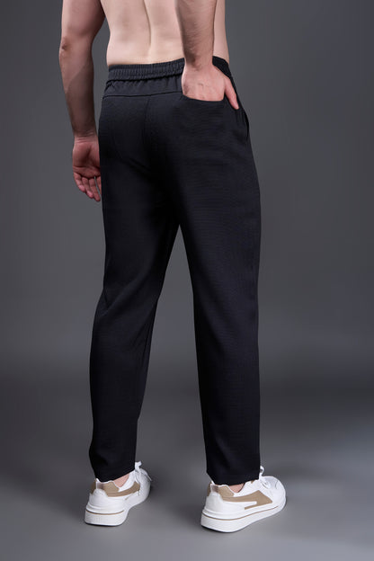 Black - Linear Track Pant