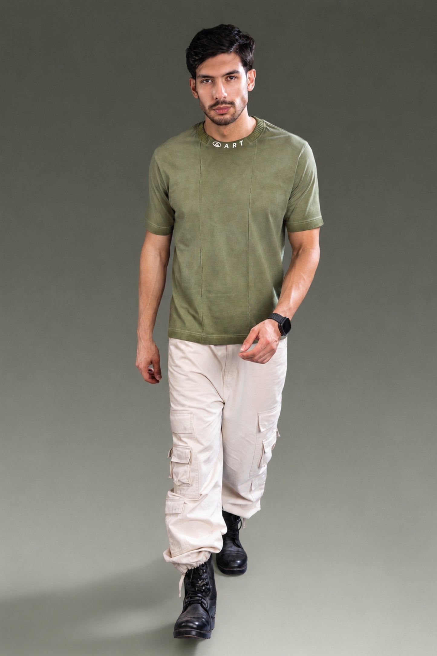 Urban Olive - Retro Oversize T-shirt